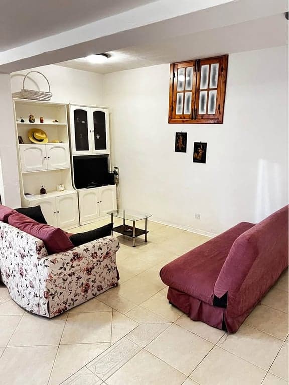 Room Direct From Owner St Julians Next To Beach - 5