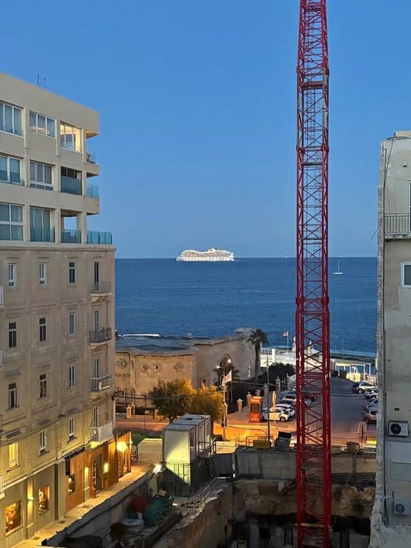 Private Room in Sliema - 3