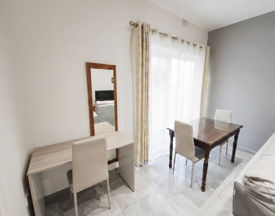 Apartment in Msida - 2