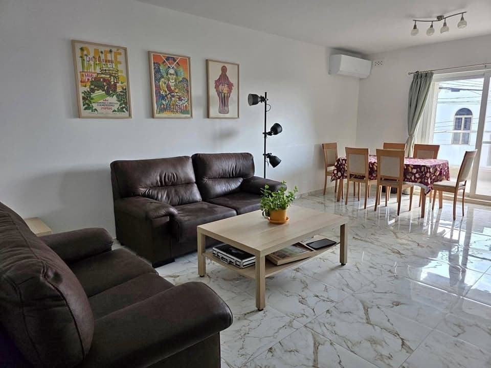 Private Room in Mġarr