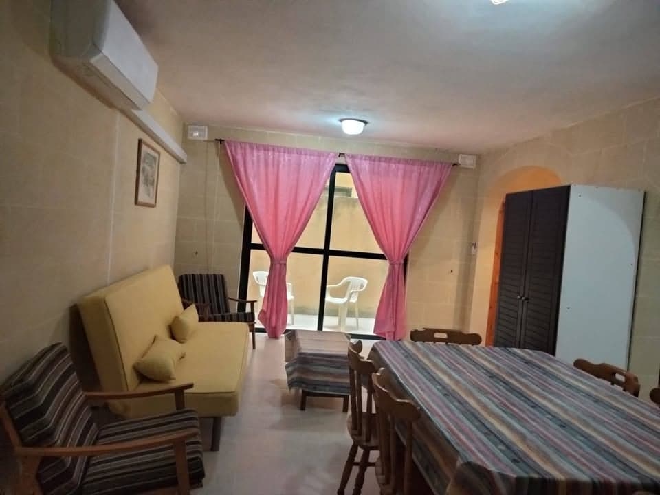 Private Room in Żebbuġ - 2