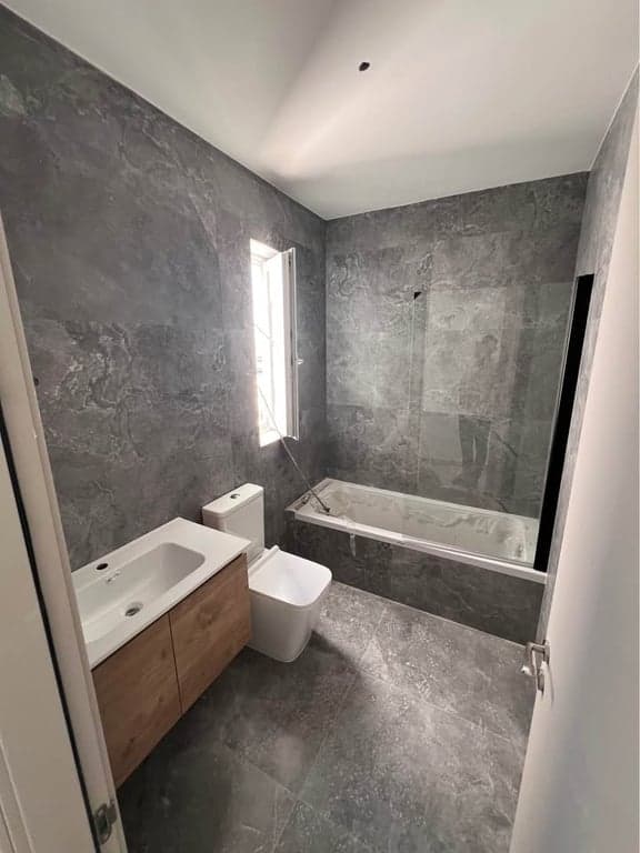 Ensuite Apartment in San Ġwann - 2